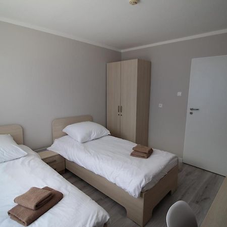 Pod Kominem Pokoje I Apartamenty Brzezie  ภายนอก รูปภาพ