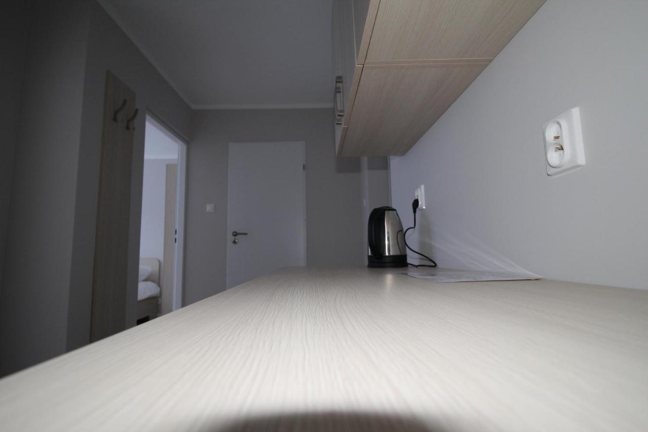 Pod Kominem Pokoje I Apartamenty Brzezie  ภายนอก รูปภาพ