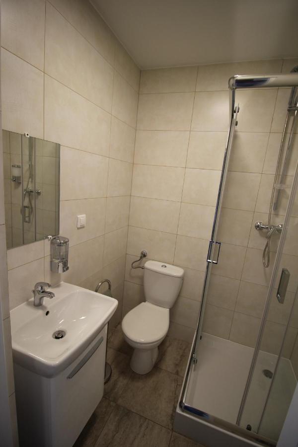 Pod Kominem Pokoje I Apartamenty Brzezie  ภายนอก รูปภาพ